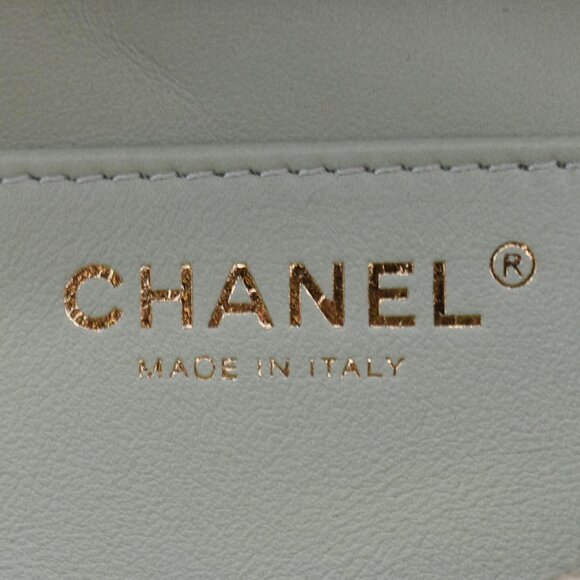 Chanel  Iridescent Rainbow Quilted Leather Bumbag Multicolor - Picture 11 of 12